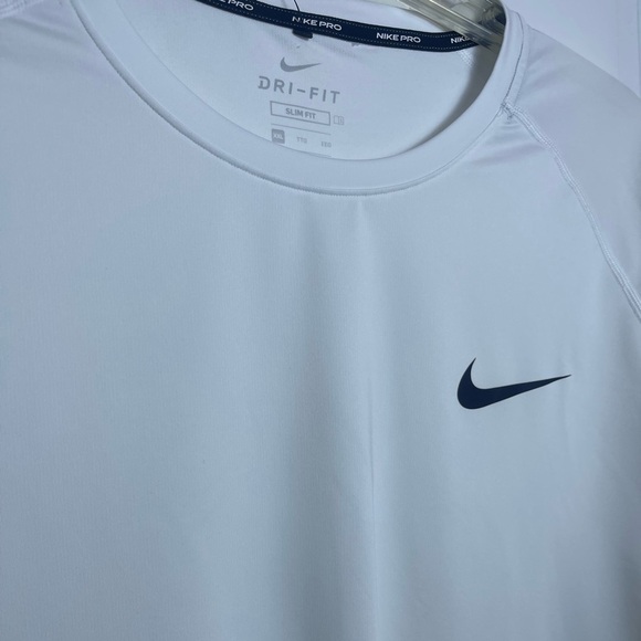 Nike Pro Men's Dri-Fit White Long Sleeve Top Size XXL - Picture 2 of 9